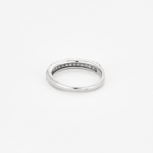 Bague 53 Alliance semi-pavée en or jaune, or gris et diamants 58 Facettes CLA0366