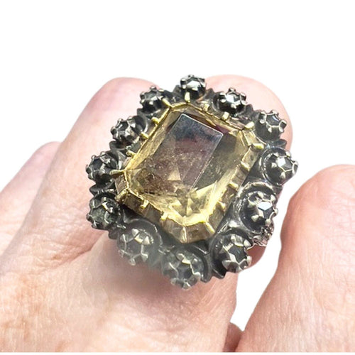 Bague 55 Bague début en or et argent avec saphir et citrine 58 Facettes Q133B (950)