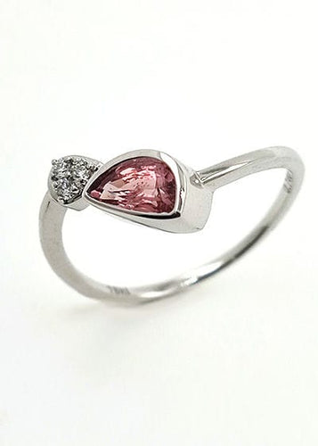Bague Bague en or blanc avec saphir Padparadscha et diamants 58 Facettes 39035113
