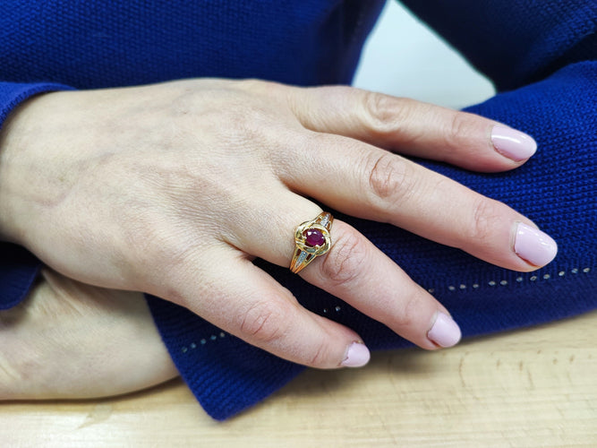 Bague 59 Bague or jaune, rubis et diamants 58 Facettes Bag.jonc.R-1801