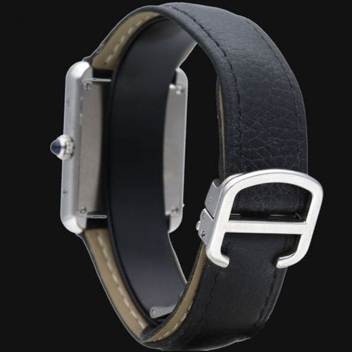 Cartier 显示 Tank 单人 