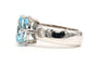 Bague 53 Bague contemporaine or blanc sertie d'une topaze et de diamants taille brillant (+-0.36ct) 58 Facettes 23010