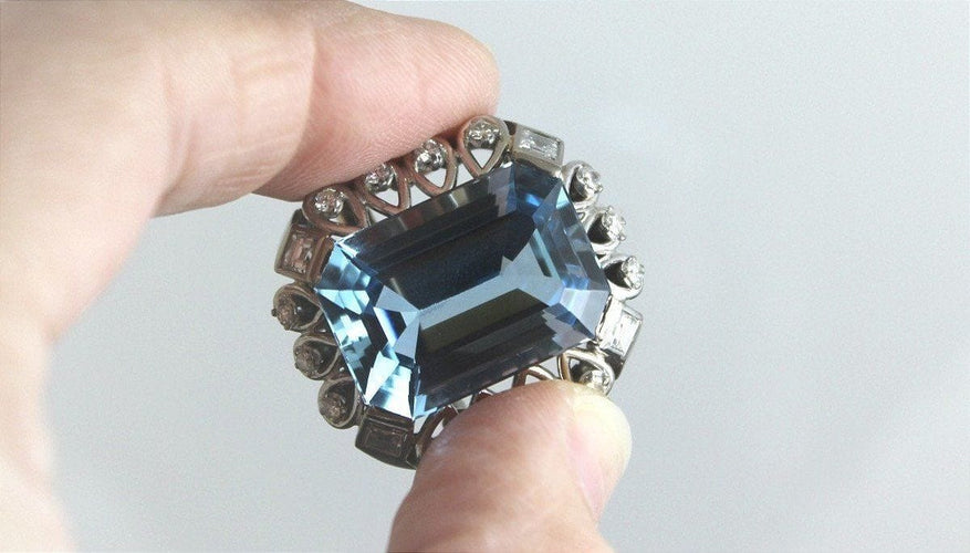 Broche Broche or blanc, aigue marine et diamants 58 Facettes