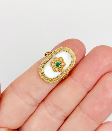 Bague 50.5 Bague marquise vintage or plaque de nacre, marguerite, émeraude et diamants 58 Facettes A03995