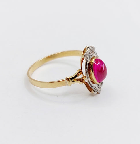 Bague marquise style Art Nouveau or jaune, cabochon de rubis synthétique et diamants taille rose 58 Facettes A05885