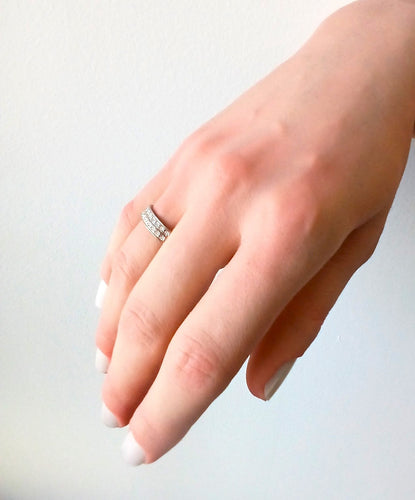 Bague 53 Alliance américaine en or gris 58 Facettes 593/10