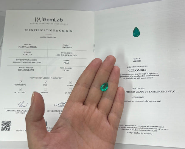 Émeraude colombienne de 4,04 carats avec certificat 58 Facettes COL-2