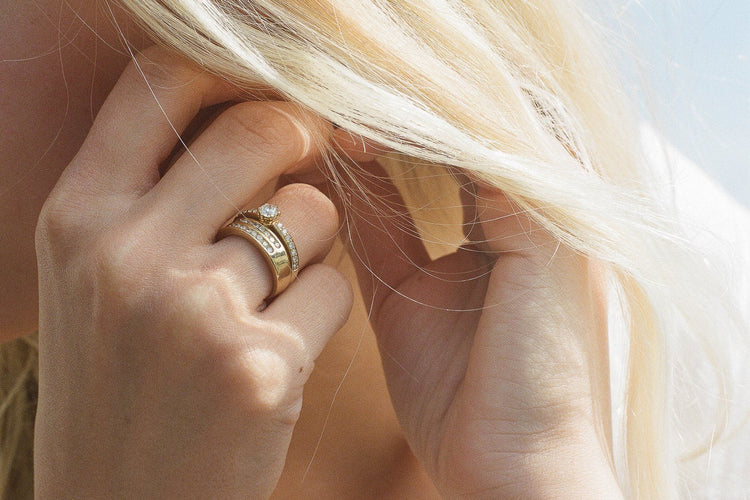 Bague 50 Bague Or jaune Diamants 58 Facettes