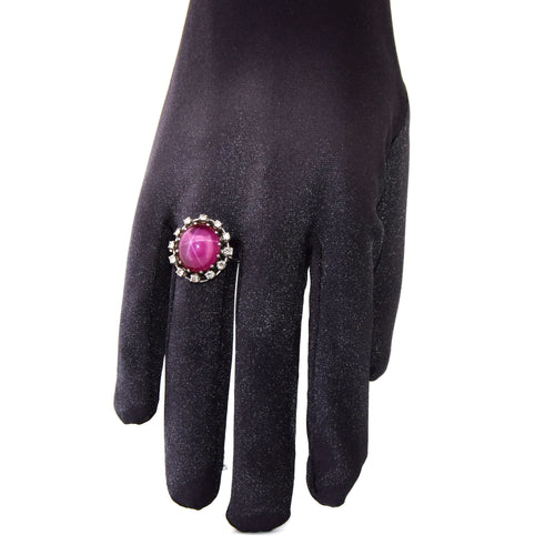 Bague 56 Bague vintage en or blanc avec rubis et diamants 58 Facettes