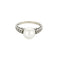 Bague 54 Bague en or blanc, perle blanche de culture et diamants 58 Facettes DAX0008