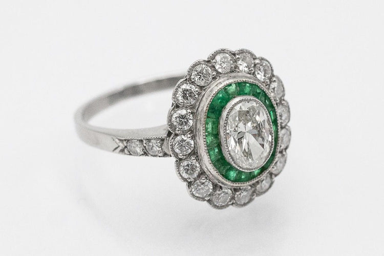 Bague 52 Exclusive platinum ring, 1.00ct diamonds, emeralds, mid-20th century 58 Facettes 11080