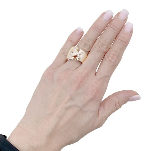 Bague 55 Bague Chaumet, "Liens" grand modèle, or rose, diamants. 58 Facettes 35128