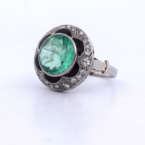 Pendentif Pendentif en or blanc avec émeraude et diamants 58 Facettes