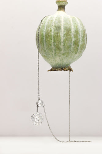 遐想 Art Deco ：50年代的老式切割钻石吊坠，优雅重达4.27克拉 