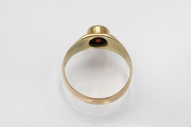 Unique yellow gold ring with a garnet, turn of the 19th/20th century 58 Facettes 11244