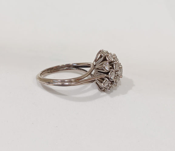 Anel buquê de diamantes