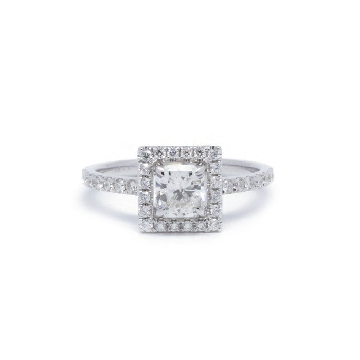 White gold and diamond solitaire