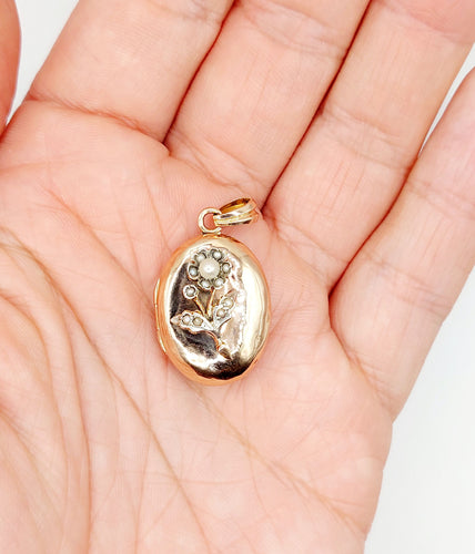 Pendentif Pendentif porte-photo or rose et argent, perles (circa 1900) 58 Facettes A05863