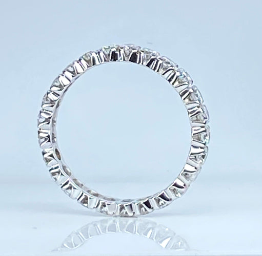 Bague 62 Alliance en or blanc 18 carats ornée de 25 diamants 2,40 carat environ 58 Facettes AB522