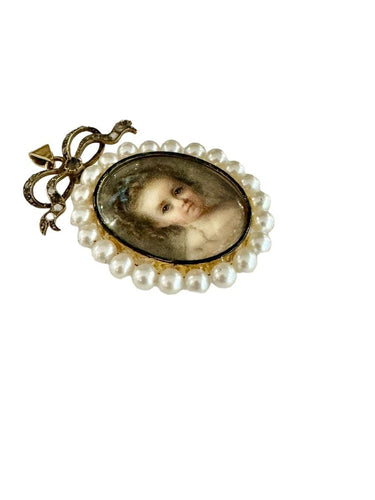 Pendentif Pendentif Cecile Villeneuve - Portrait De Yolande De Luynes à l'âge De 2 Ans 58 Facettes