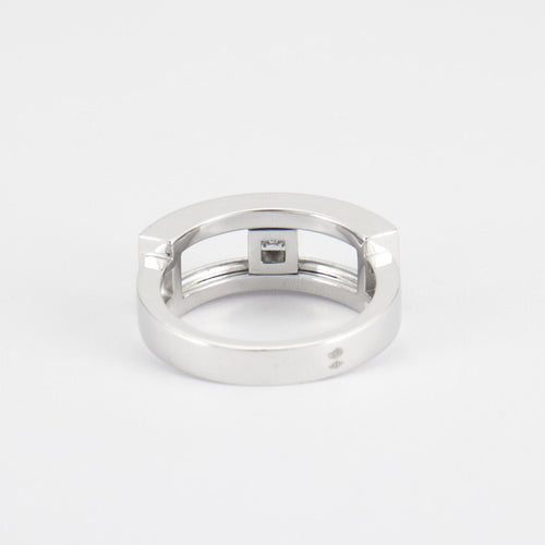 Прстен од белог злата са покретним дијамантом