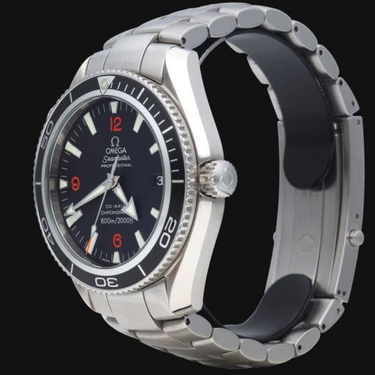 Montre Omega Montre Seamaster Planet Ocean 600M 58 Facettes MT40480