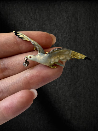 Broche Broche « Jonathan Livingston » en or jaune, diamants, émail et rubis 58 Facettes