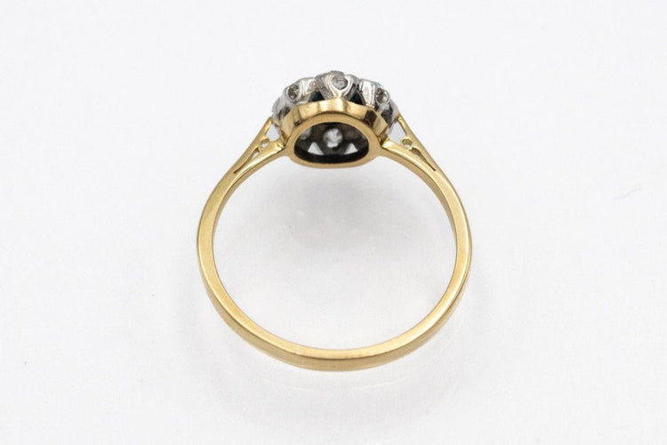 Bague 55 Bague en or jaune, saphir et diamants, seconde moitié du XXe siècle 58 Facettes 11550