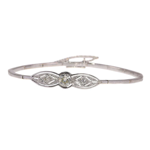 Bracelet Les diamants de l'art déco : l'élégance intemporelle d'un bracelet vintage 58 Facettes 21027-0139