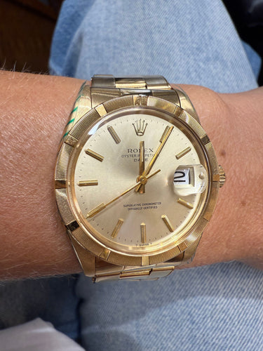 Montre ROLEX - Montre Datejust Or jaune 18 carats - Modèle 1501 - Année 1970 58 Facettes 1.0000555/1