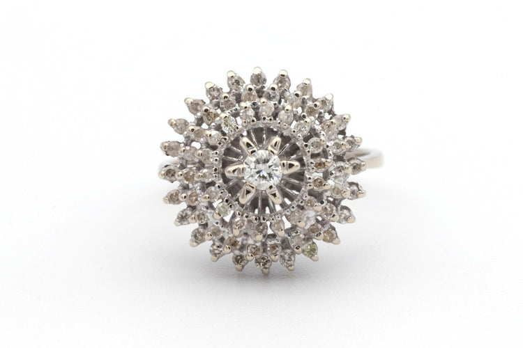 Bague 53 Bague Années 70 en or blanc et diamants 58 Facettes 14050