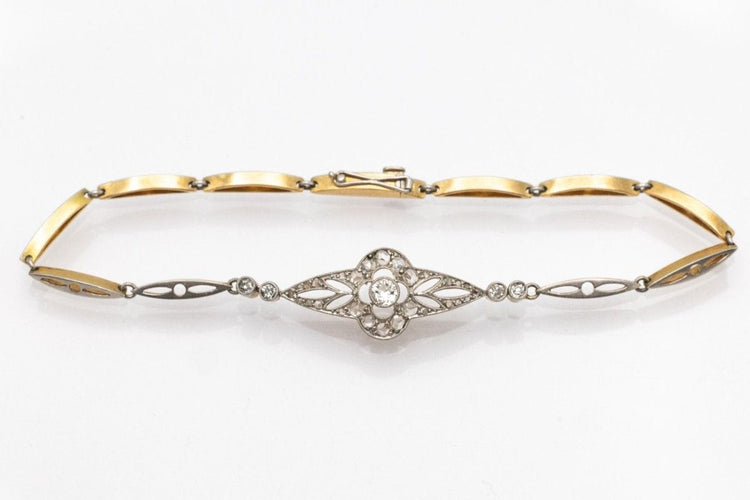Bracelet Bracelet en or jaune et platine avec diamants du début du XXe siècle 58 Facettes 10584