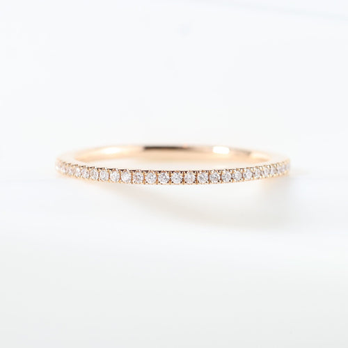 Bague 54 Bague en or rose sertie de diamants taille brillant en canal 58 Facettes J0100324