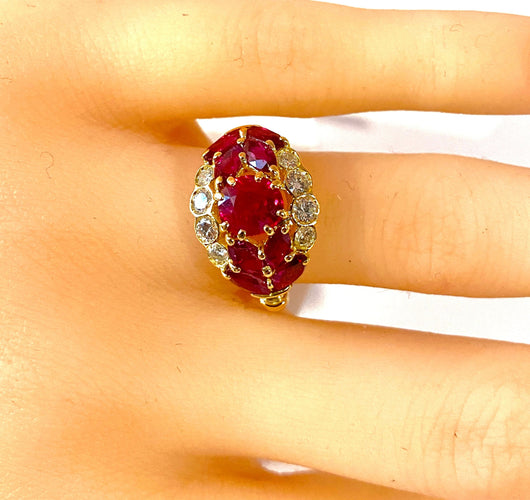 Bague 53 Bague en or jaune en rubis et diamants 58 Facettes AB607