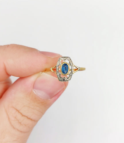 Bague 56 Bague Art Déco or monture géométrique et pierre bleue (circa 1930) 58 Facettes A06281