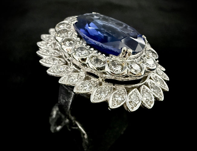 Bague 52 Bague sertie d'un saphir et 1,60 carat de brillants 58 Facettes