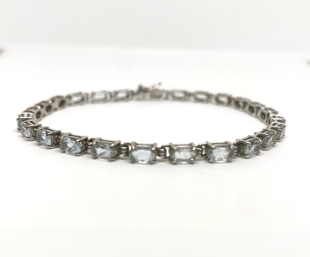 Bracelet Bracelet en or gris rivière de topazes 58 Facettes