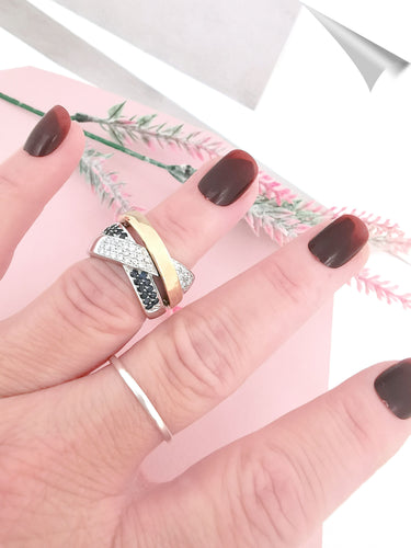 Bague 53.5 Bague Croisée Saphirs Diamants 11,15 gr Or 18 K 58 Facettes AA 1574