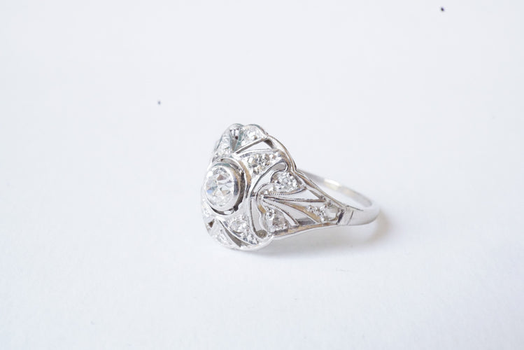 Bague Bague dôme or et diamants 58 Facettes