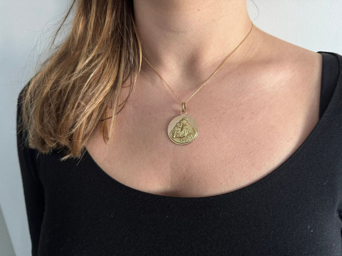 Pendentif Médaille Saint Antoine or rose et or jaune 58 Facettes
