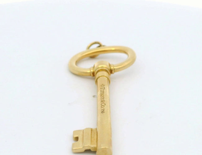 Pendentif Pendentif clé en or jaune Tiffany & Co. 58 Facettes