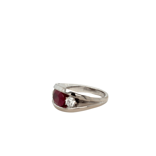 Bague 53 Bague or blanc, rubis, diamants 58 Facettes 1.0000142/2