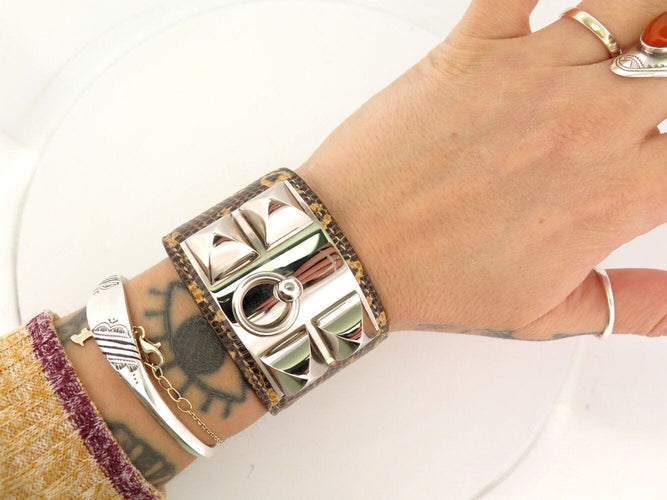 Bracelet bracelet HERMES medor collier de chien en cuir de lezard niloticus argente 58 Facettes 272558