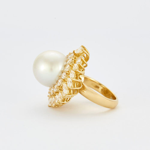 Bague 52 CARL BUCHERER - Importante bague cocktail en or jaune, perle des Mers du Sud, diamants 58 Facettes