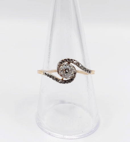 Bague 58 Bague tourbillon or jaune, diamant taille ancienne 0,35 carat (circa 1900) 58 Facettes A06123