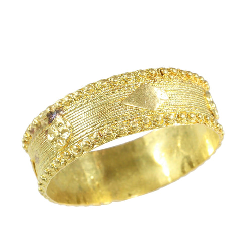 Ehering antik aus 18 Karat Gold, um 1820 – Tragen Sie ein Stück Geschichte, spüren Sie die Liebe 