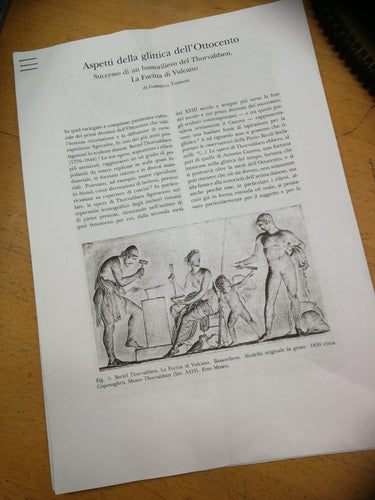 Broche Broche antique en or et plaqué or Vénus, Mars et Vulcain de Thorvaldsen 58 Facettes 19352-0081