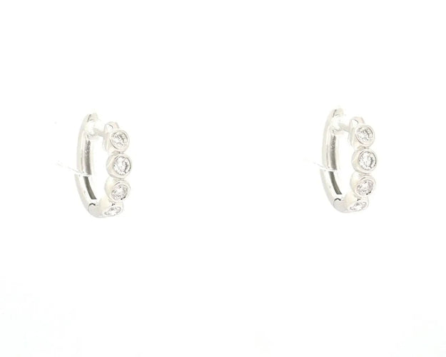 Boucles d'oreilles Boucles d'oreilles en or blanc serties de diamants de 0,20 ct 58 Facettes 13277