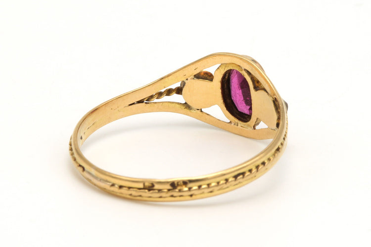 Bague 52 Bague Art Déco en or jaune sertie d'un cristal et de diamants 58 Facettes B287