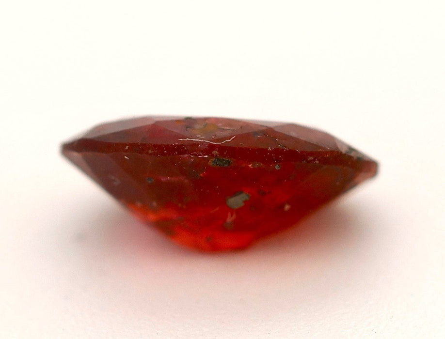 Gemstone Rubis non chauffé 0.68cts certificat ALGT 58 Facettes